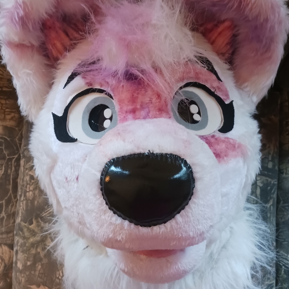 Husky Furrysuit - Picture 7 of 11